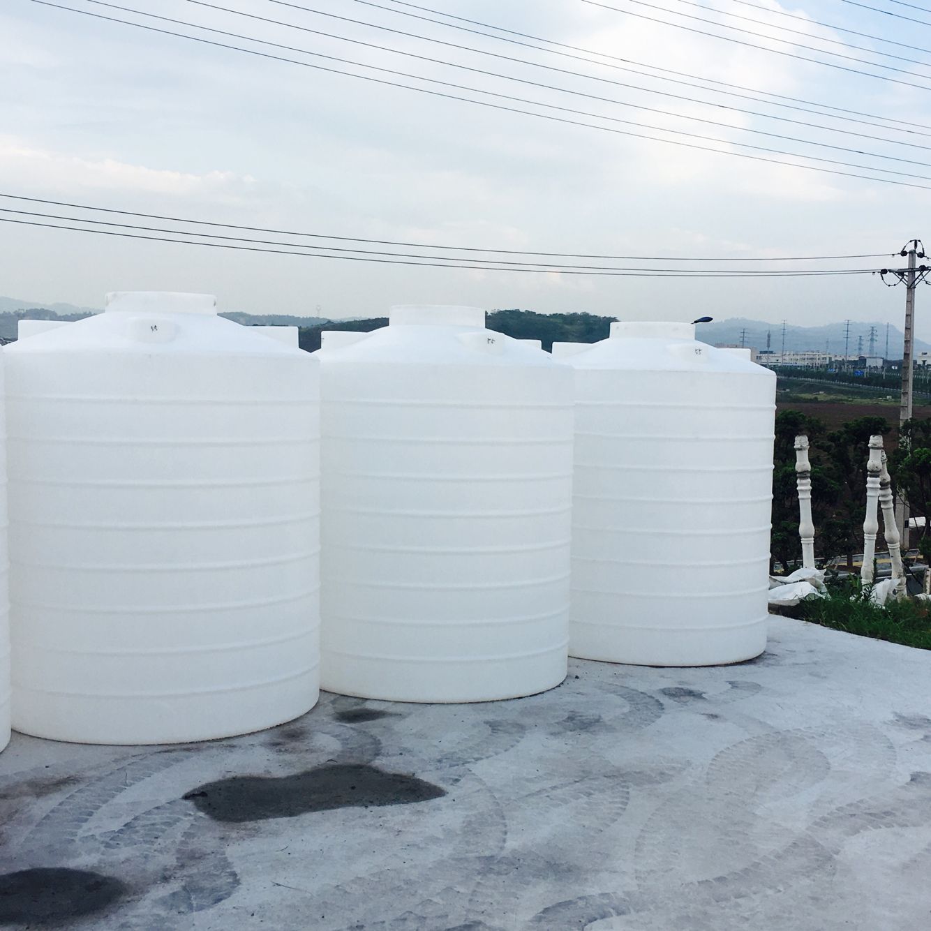 如何解決塑料儲水罐的氣泡問題